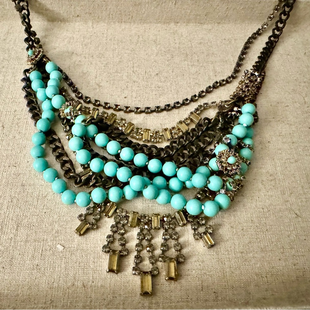 Stella & Dot (Retired) Twist Statement Necklace
